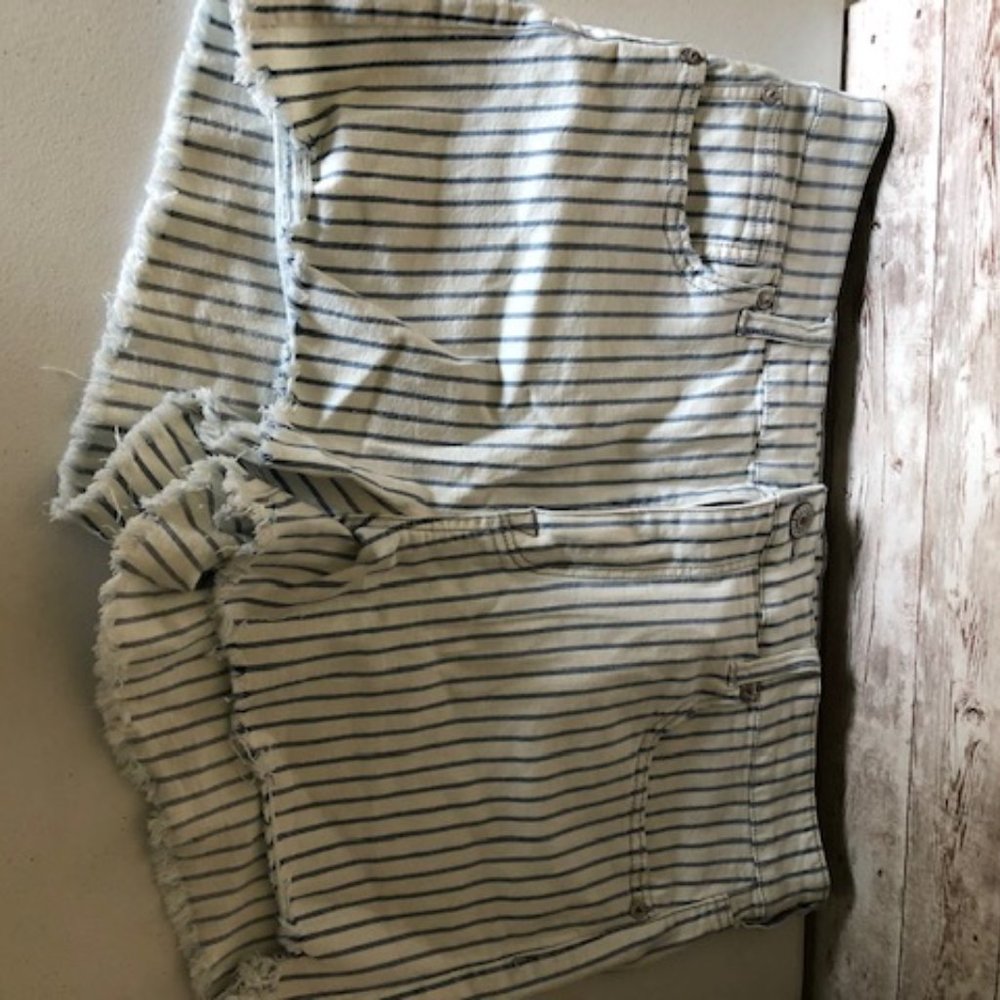 Hi-Rise Shortie Super Stretch
